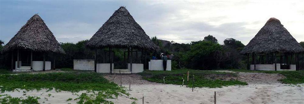 Changani Beach Cottages Dar es Salaam Buitenkant foto